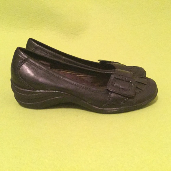 Hush Puppies Lightweight Slip-on Wedge - Picture 2 of 5